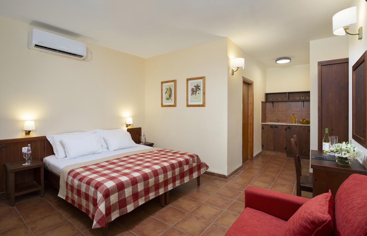 Nof Ginosar Kibbutz Hotel Exterior foto