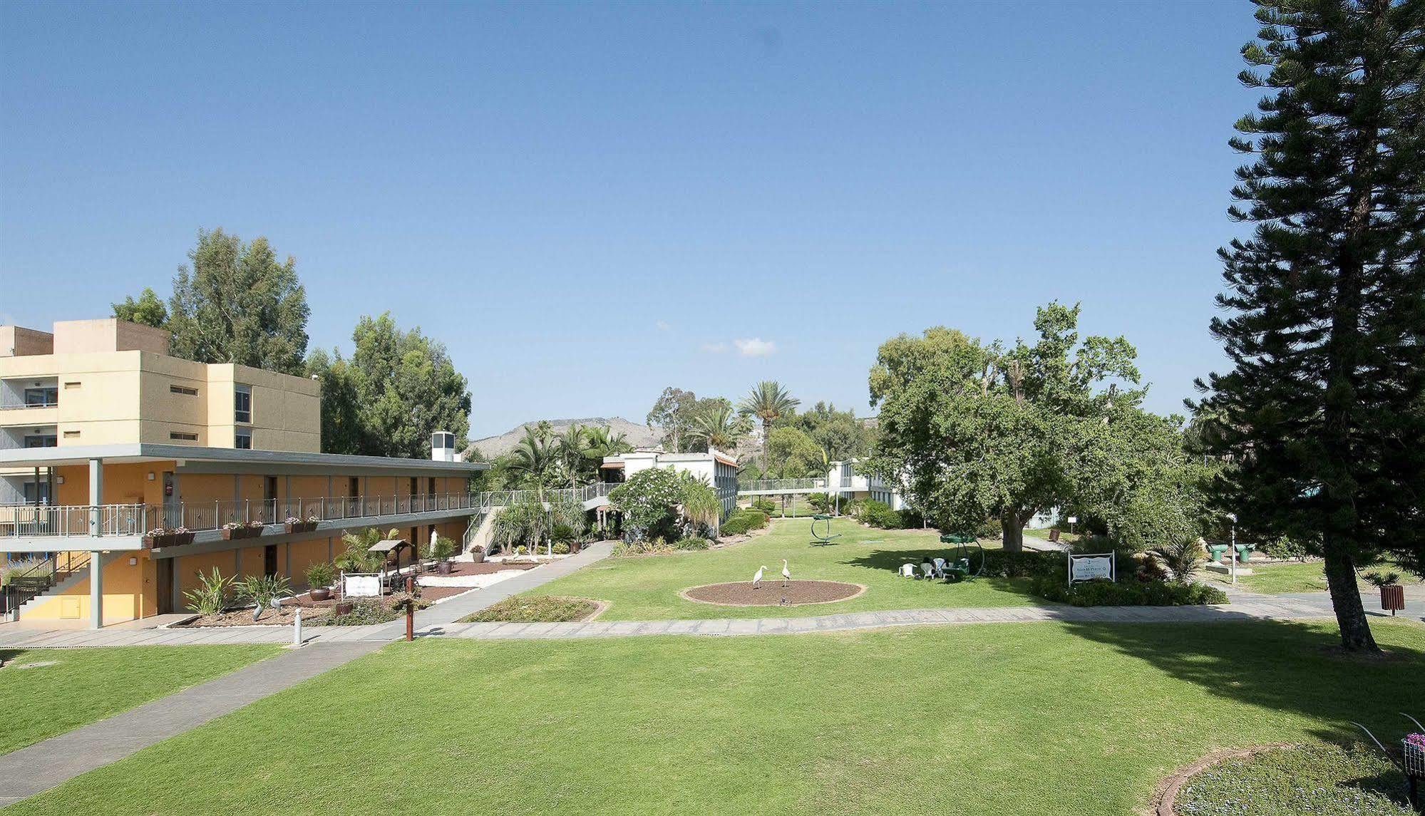 Nof Ginosar Kibbutz Hotel Exterior foto